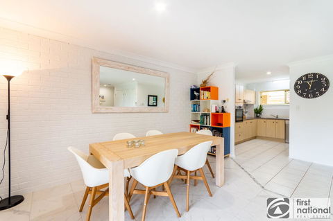 Immaculate Spacious Second Floor Unit Overlooking Pristine Parklands - Surfers Paradise Gold Coast 6