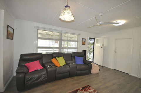 Beachside Beauty - Surfers Paradise Gold Coast 8