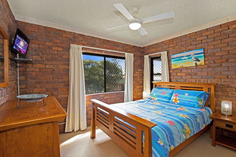 Waterviews,Pool, Wifi Its All Here !- Welsby Pde, Bongaree - Surfers Paradise Gold Coast 14