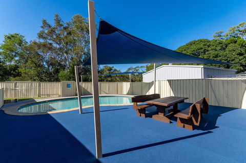 Waterviews,Pool, Wifi Its All Here !- Welsby Pde, Bongaree - Surfers Paradise Gold Coast 17