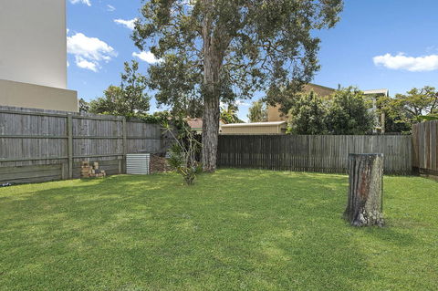 Charm And Comfort In This Ground Floor Unit With Water Views! Welsby Pde, Bongaree - Surfers Paradise Gold Coast 8