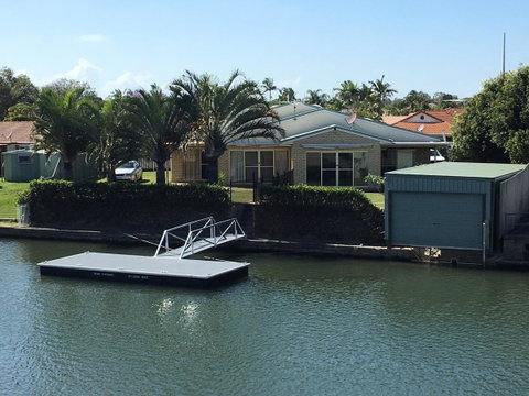 Private Canal Duplex With Pontoon - Oleander Drive, Bongaree - Surfers Paradise Gold Coast 0