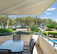 Everything you need including a pool Karoonda Sands Apartments - Surfers Paradise Gold Coast