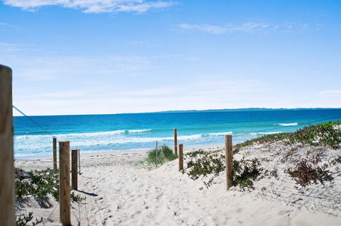 Walk To Surf Beach - Ground Floor Apartment - Bribie Horizons Boyd St, Woorim - Surfers Paradise Gold Coast 0