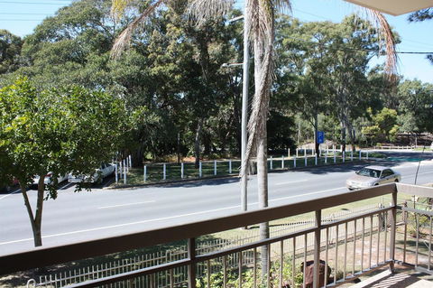Close To Surf Beach, Surf Club, Hotel And Shops - Boyd St, Woorim - Surfers Paradise Gold Coast 5