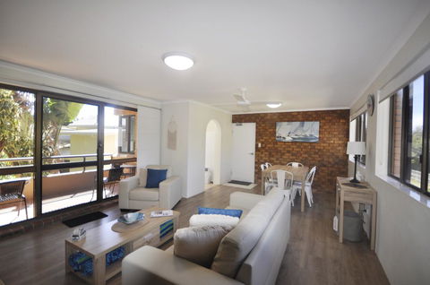 Crystal Waters On The Beach - Surfers Paradise Gold Coast 11