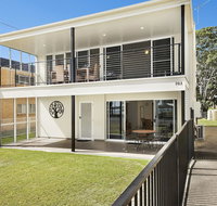 Waterfront Retreat with room for a boat - Welsby Pde Bongaree - Surfers Paradise Gold Coast
