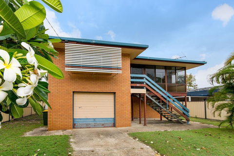 Short Stroll To Surf Beach - North Street, Woorim - Surfers Paradise Gold Coast 0