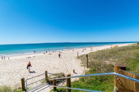 Short Stroll To Surf Beach - North Street, Woorim - Surfers Paradise Gold Coast 15