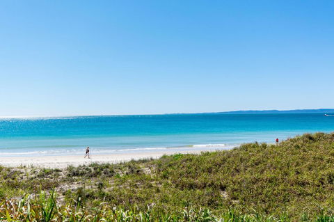 Short Stroll To Surf Beach - North Street, Woorim - Surfers Paradise Gold Coast 8