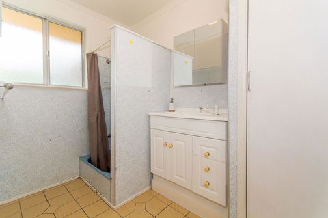 Short Stroll To Surf Beach - North Street, Woorim - Surfers Paradise Gold Coast 5