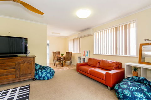 Short Stroll To Surf Beach - North Street, Woorim - Surfers Paradise Gold Coast 17