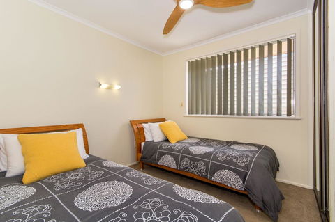 Short Stroll To Surf Beach - North Street, Woorim - Surfers Paradise Gold Coast 13