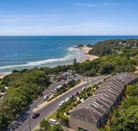4 James Cook Apartments - Surfers Paradise Gold Coast