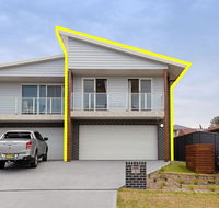 'Birubi Breezes' 2/7 Fitzroy St - Large Duplex with Air Conditioning WIFI  only 5 minute walk to the beach - Surfers Paradise Gold Coast