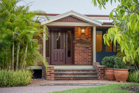 'Talumberi,' 221 Trapyard Road - Surfers Paradise Gold Coast 2