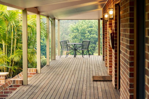 'Talumberi,' 221 Trapyard Road - Surfers Paradise Gold Coast 1