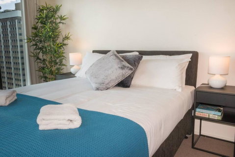 1 Bedroom Studio Apartment Near Eagle Street - Surfers Paradise Gold Coast 1