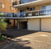 13 'Parkview' 11-13 Catalina Close - great location unit with a locked garage - Surfers Paradise Gold Coast