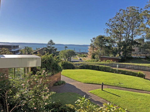 15 'The Commodore' 9-11 Donald Street - Great Unit Only A Short Walk To CBD - Surfers Paradise Gold Coast 0