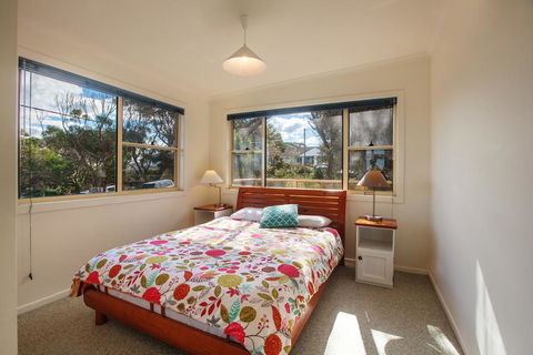 164 Mitchell Pde - Spectacular Views - Surfers Paradise Gold Coast 2