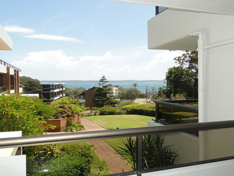 17 'The Commodore' 9-11 Donald Street - Pleasant Unit With Open Plan Living - Surfers Paradise Gold Coast 0