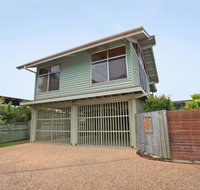 18 Northbeach Place Mudjimba Beach - Pet Friendly Linen Included WIFI - Surfers Paradise Gold Coast
