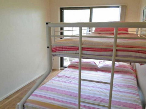 19 'The Commodore' 9-11 Donald Street - Two Bedroom Unit In The CBD Of Nelson Bay - Surfers Paradise Gold Coast 3