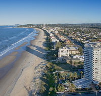 19th Avenue on the Beach - Surfers Paradise Gold Coast
