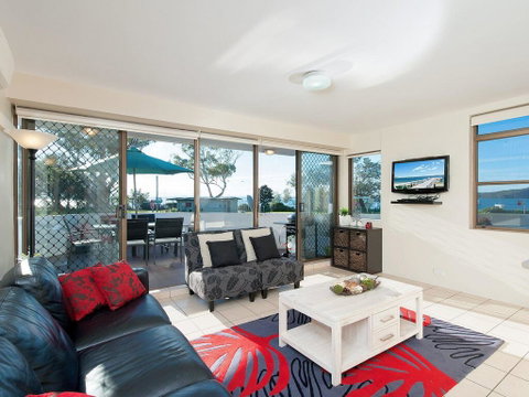 2 'Fleetwood', 63 Shoal Bay Road - Spectacular Views - Surfers Paradise Gold Coast 2