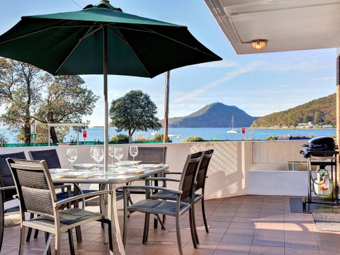2 'Fleetwood', 63 Shoal Bay Road - Spectacular Views - Surfers Paradise Gold Coast 3