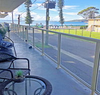 2 'Shoal Court' 7 Lillian Street - fabulous location with water views
