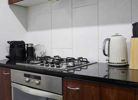 2 Bdrm 2 Bthrm Apt With Parking In Central CBD - Surfers Paradise Gold Coast 2