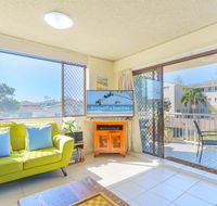 20 Kingsway 3 Bedroom Holiday Apartment - Surfers Paradise Gold Coast
