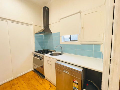 D114 Victorian Central Stay - Surfers Paradise Gold Coast 4