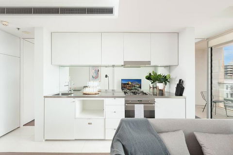 DH707 - 1 Bedroom Unit Victoria St - Darlinghurst - Surfers Paradise Gold Coast 2