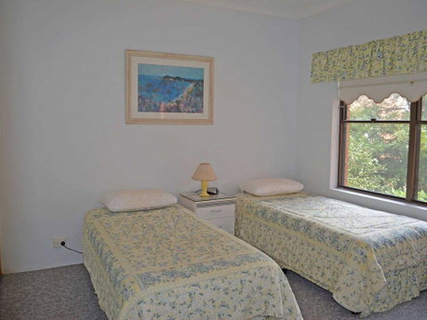 3 'Sailfish' 46 Magnus Street - Surfers Paradise Gold Coast 3