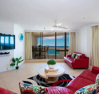 3 Bedroom Apartment - Panoramic Ocean Views - Surfers Paradise Gold Coast