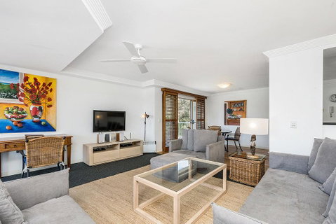3/54 Lawson St - The Palms 3 - Surfers Paradise Gold Coast 0