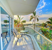 3br Broadbeach Lakefront Apartment - Surfers Paradise Gold Coast