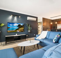 4 BEDROOM GARDENS ESCAPE - CHAMPAGNE STAYS Darwin - Surfers Paradise Gold Coast