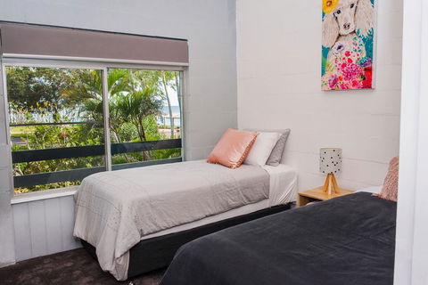 454 Charlton Esplanade Apartment - Surfers Paradise Gold Coast 1