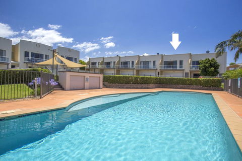 5/14 Dolphin St- Dolphin 5 At Ulladulla - Surfers Paradise Gold Coast 1