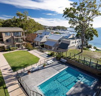 6 'The Poplars' 34 Magnus Street - fabulous views  pool in complex - Surfers Paradise Gold Coast