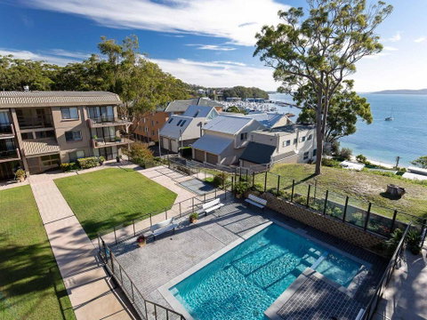 6 'The Poplars', 34 Magnus Street - Fabulous Views & Pool In Complex - Surfers Paradise Gold Coast 0