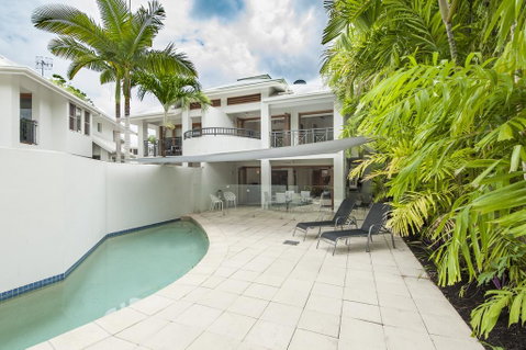 6 Templemoon - Surfers Paradise Gold Coast 0