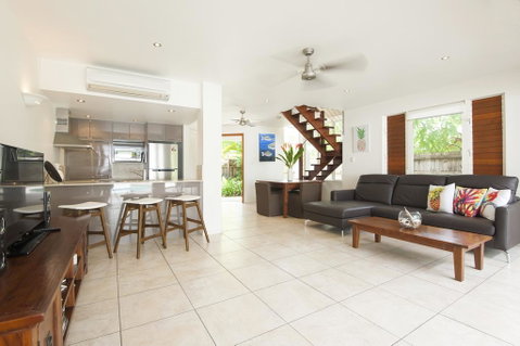 6 Templemoon - Surfers Paradise Gold Coast 2