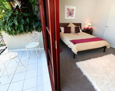 6/21-25 Fletcher Street - A Seventh Heaven - Surfers Paradise Gold Coast 2