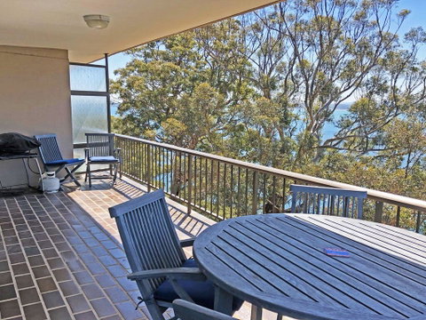 7 'Skyline' 12 Thurlow Avenue - Unit With A WOW Factor - Surfers Paradise Gold Coast 1
