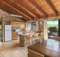 75 River Rd - Tabourie Hideaway - Surfers Paradise Gold Coast